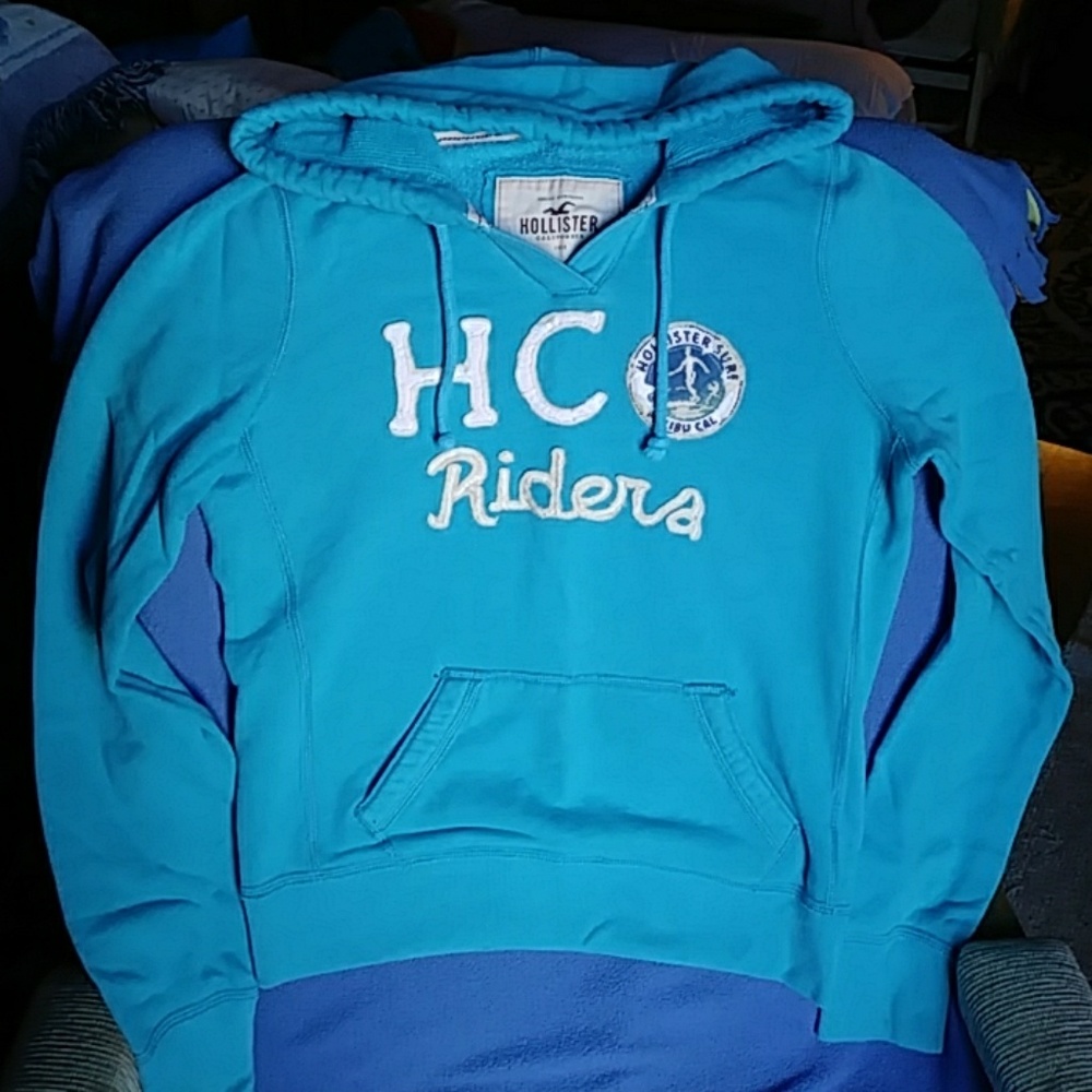 Hollister pull over hoodie